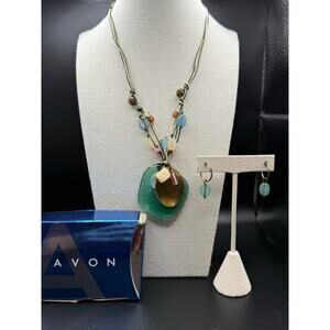 Avon Signed Boxed Set Boho Pendant & Earrings
